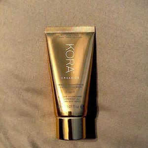 KORA Organically Tumeric Mask